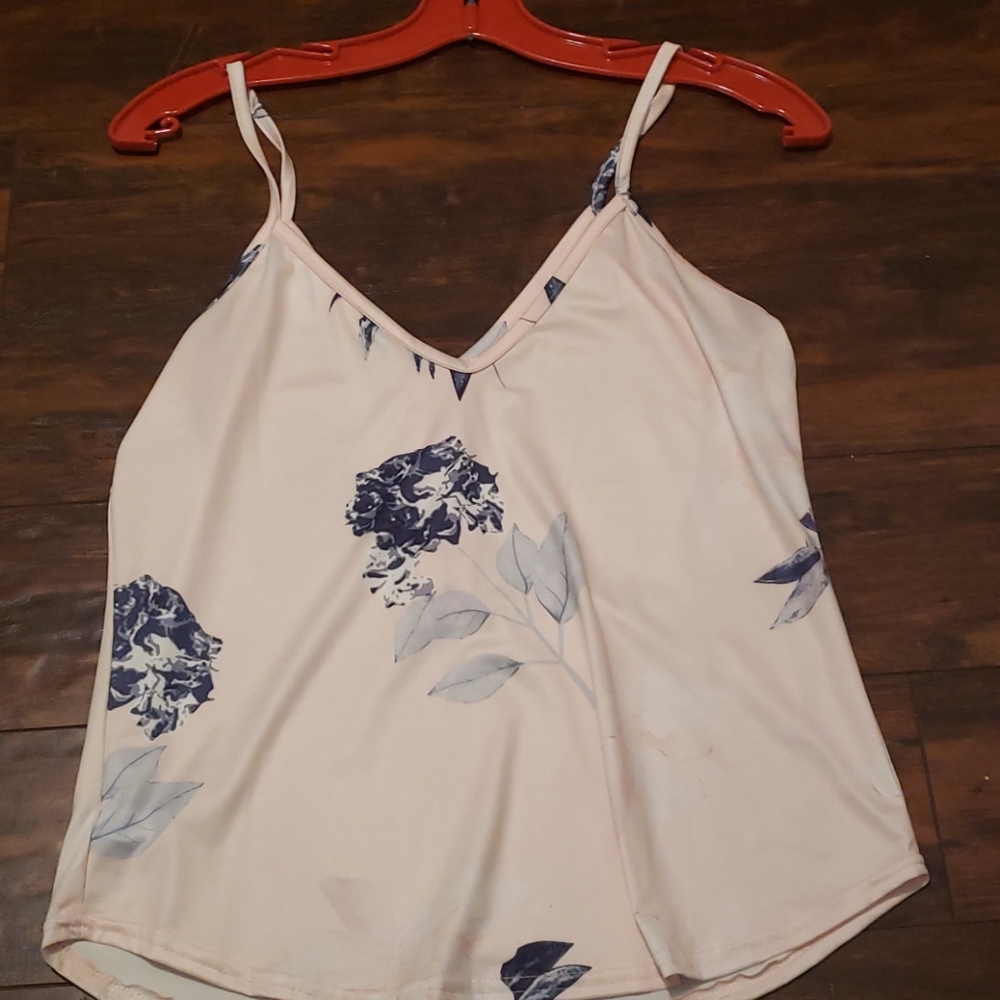 6/$20 Floral Tank